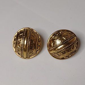 Heavy Gold Tone Metal Round Vintage Earrings
